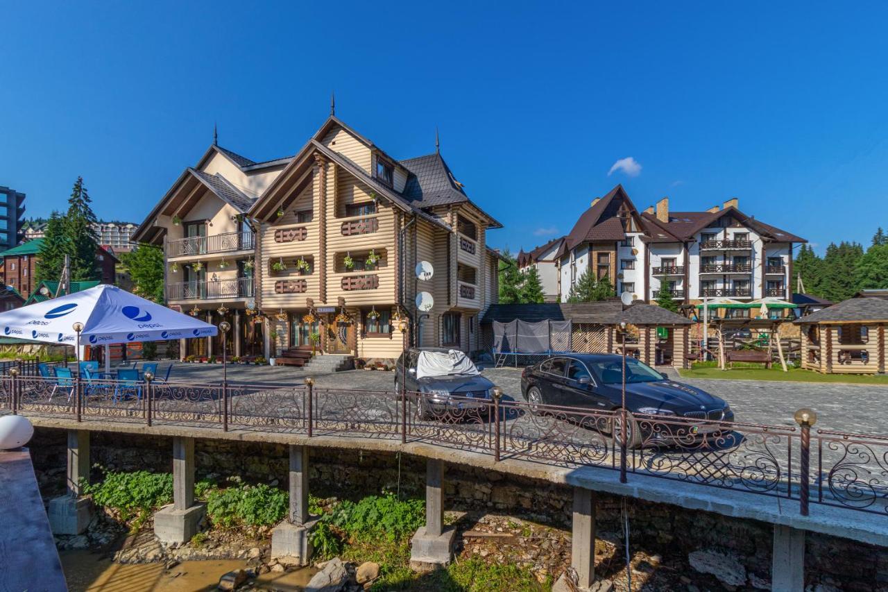 Guest House Turda บูโคเวล ภายนอก รูปภาพ
