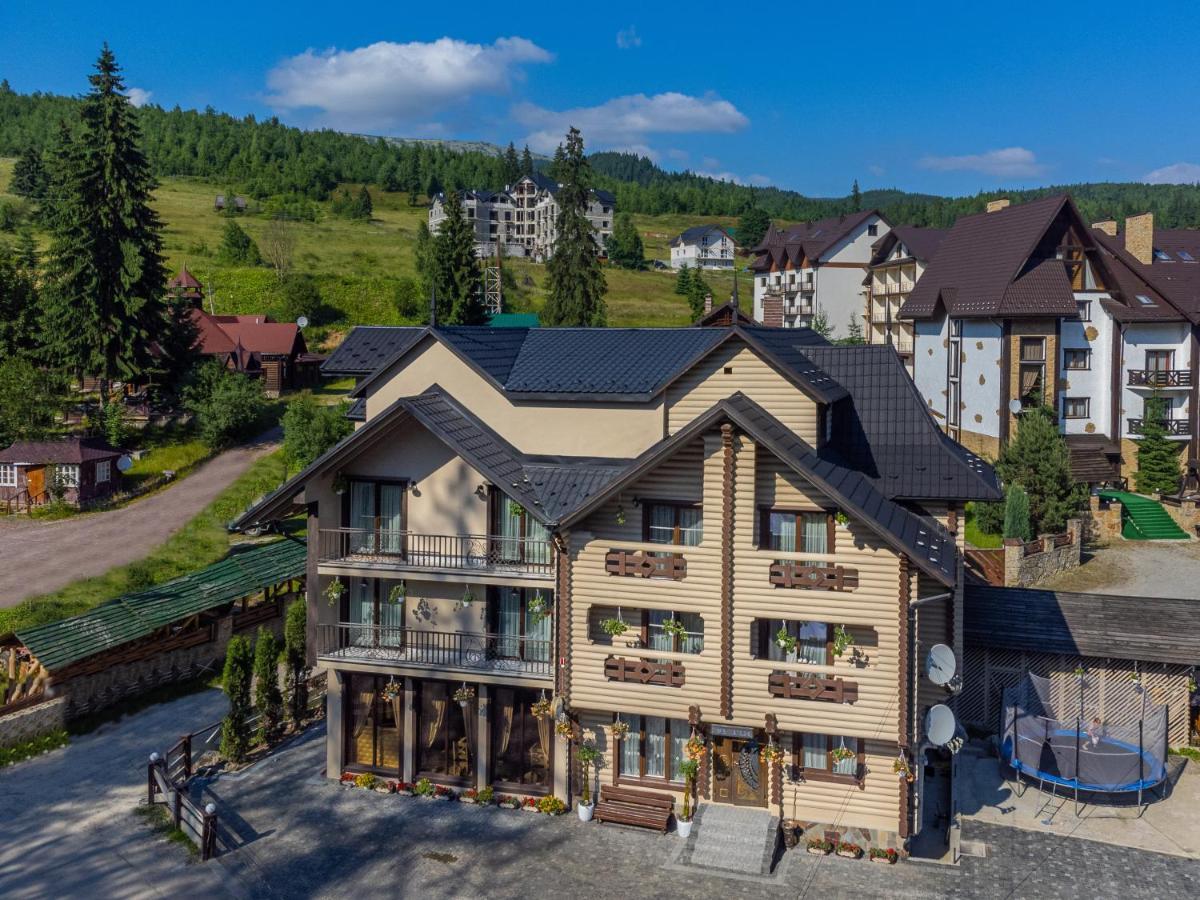 Guest House Turda บูโคเวล ภายนอก รูปภาพ