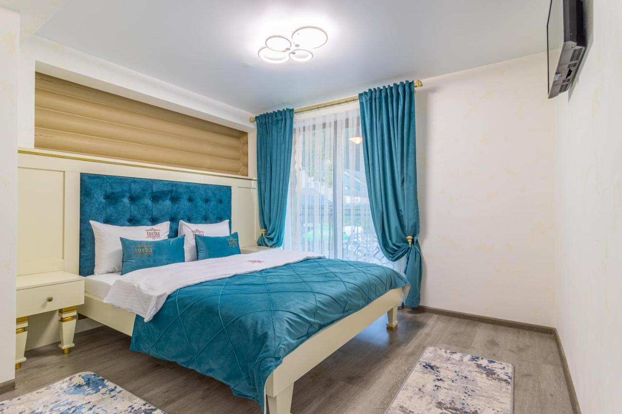 Guest House Turda บูโคเวล ภายนอก รูปภาพ