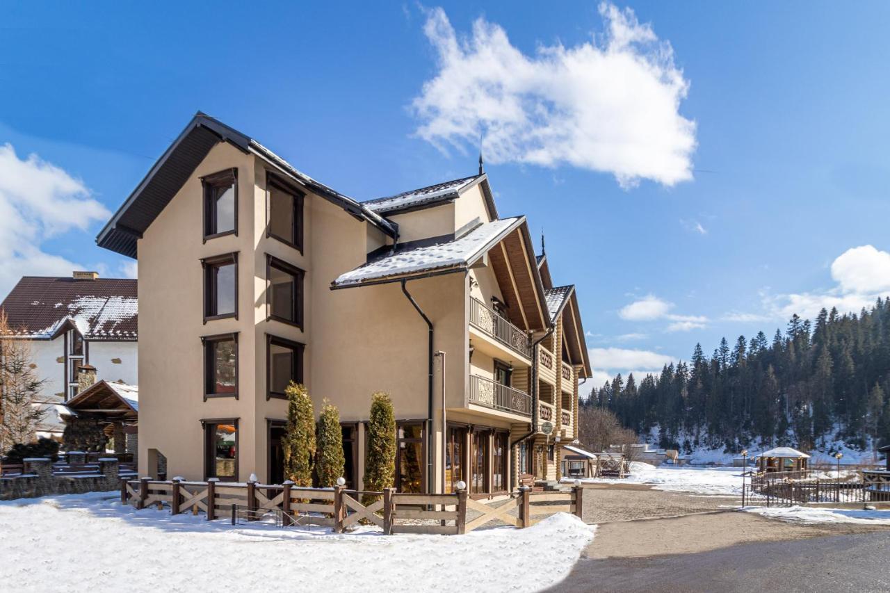 Guest House Turda บูโคเวล ภายนอก รูปภาพ